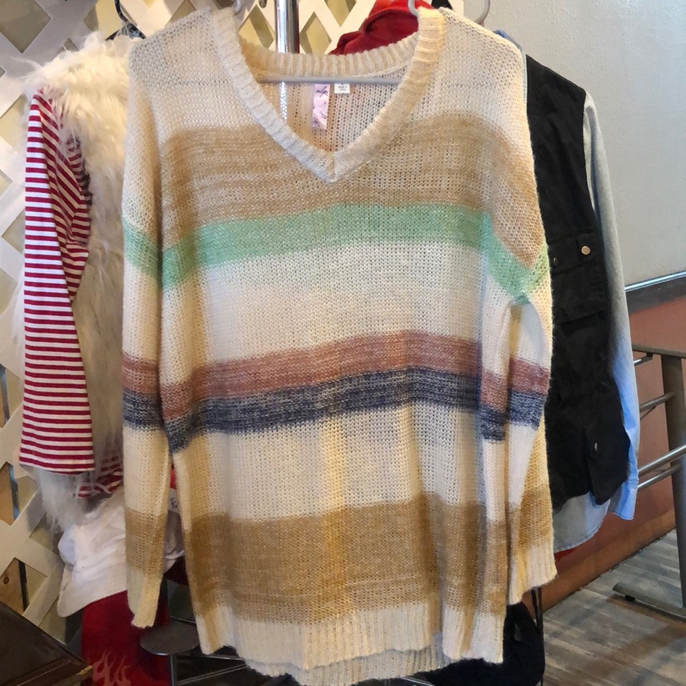 Alya Knitted sweater size large